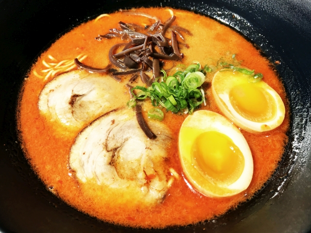 spicy tonkotsu miso ramen